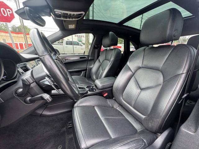 used 2017 Porsche Macan car