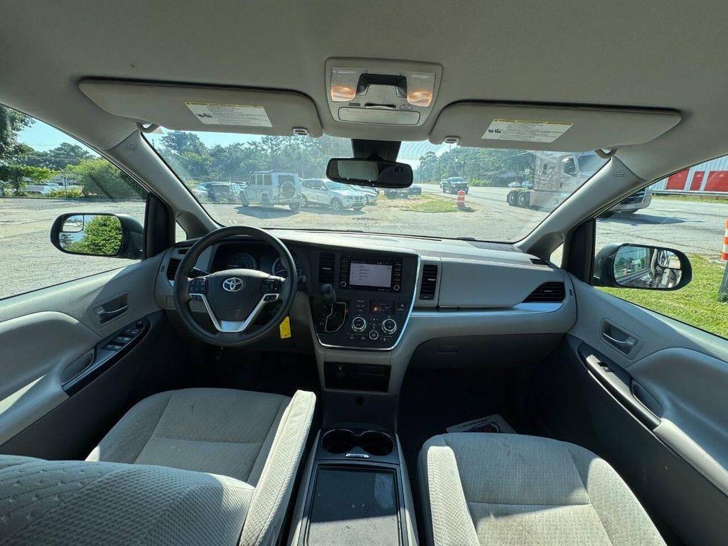 used 2018 Toyota Sienna car
