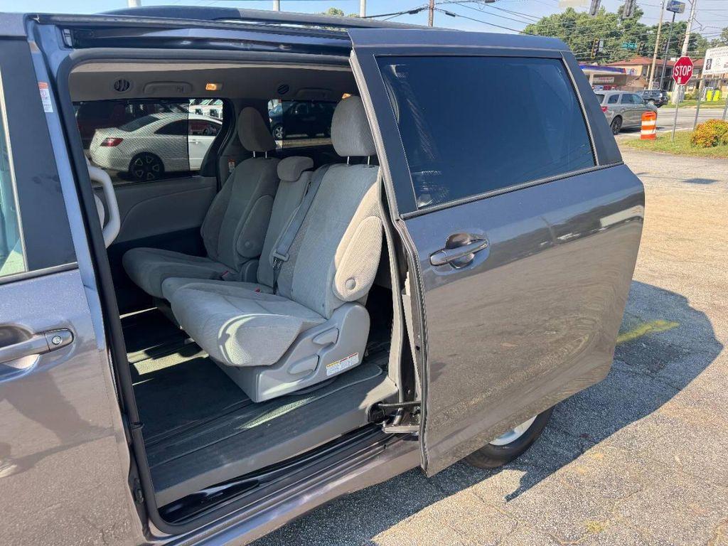 used 2018 Toyota Sienna car