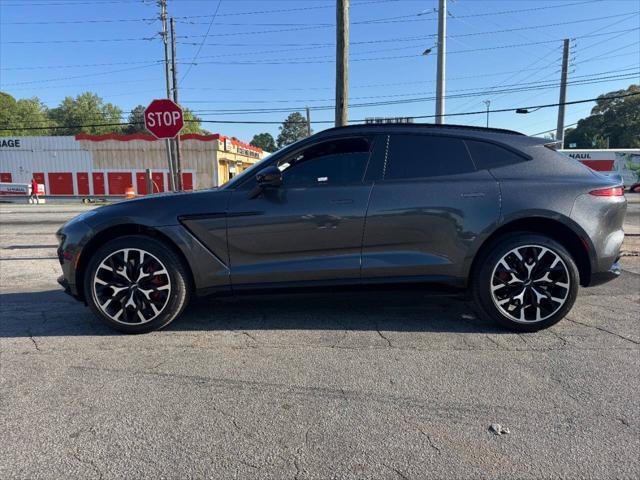 used 2021 Aston Martin DBX car