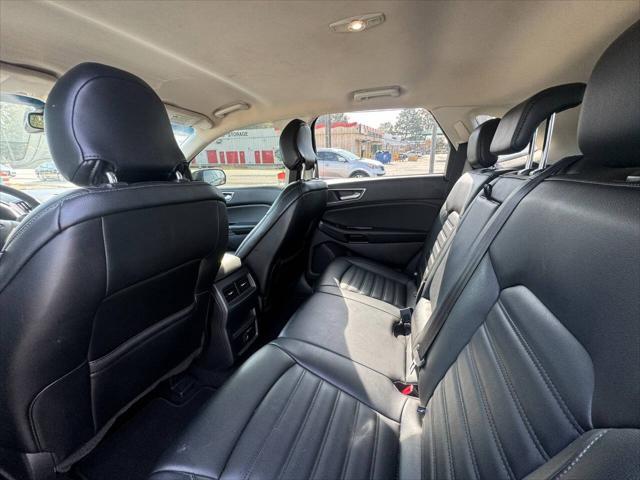 used 2019 Ford Edge car