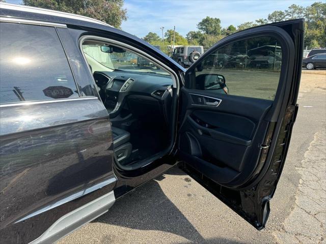 used 2019 Ford Edge car