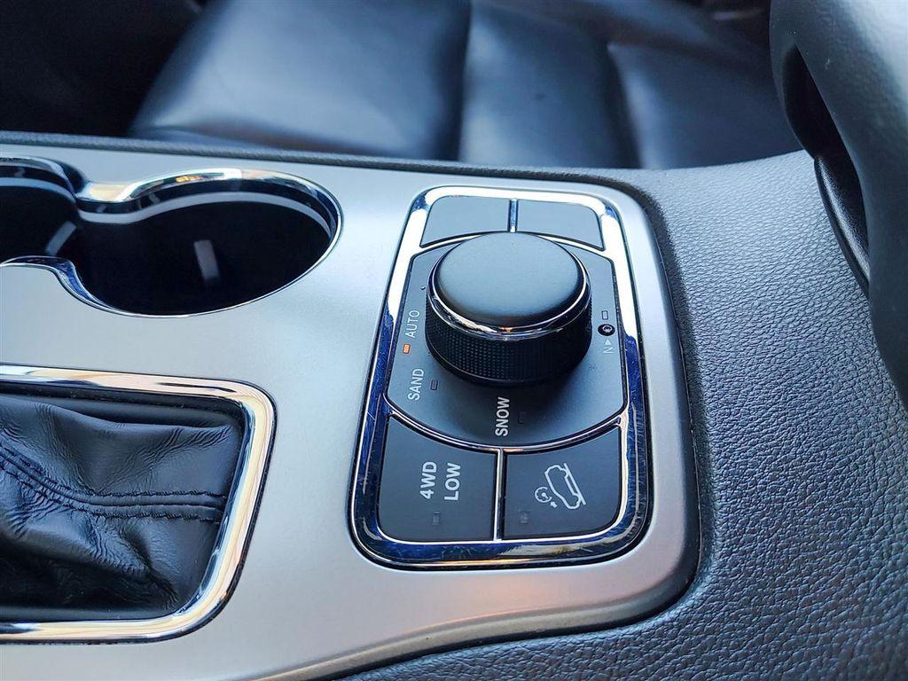 used 2021 Jeep Grand Cherokee car, priced at $24,800