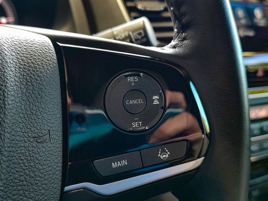 used 2021 Honda Pilot car, priced at $30,100