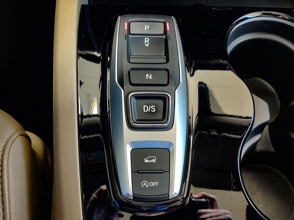 used 2021 Honda Pilot car, priced at $30,100