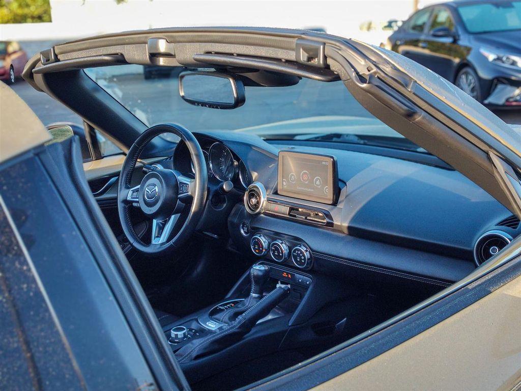 used 2023 Mazda MX-5 Miata RF car, priced at $32,100