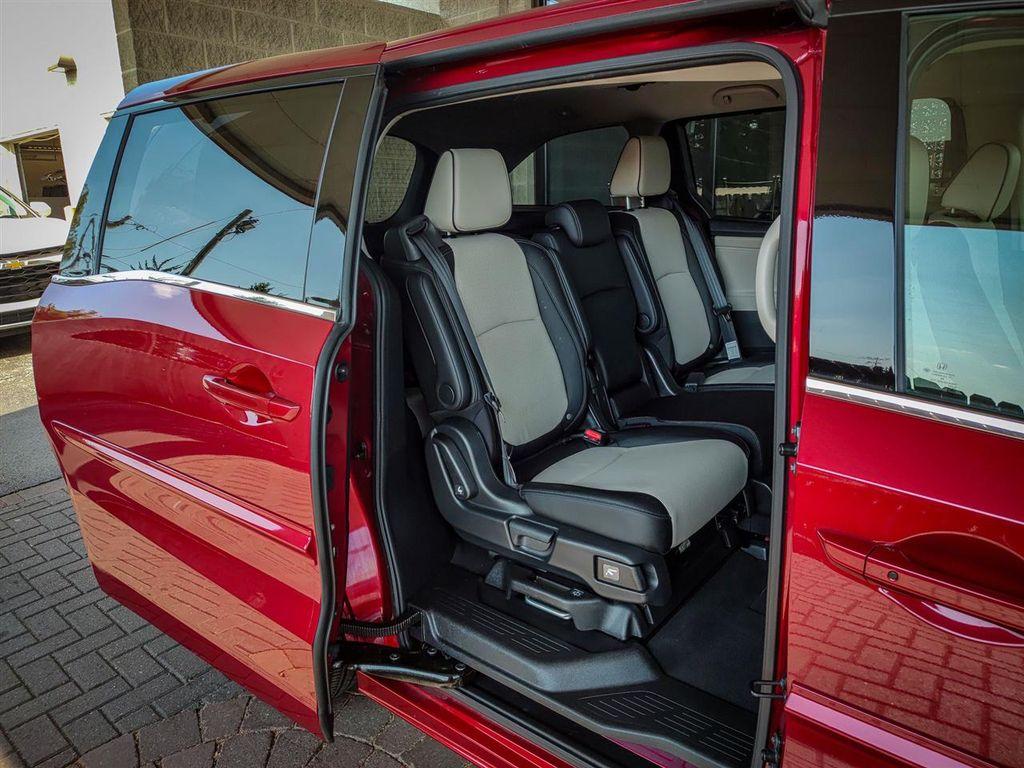 used 2025 Honda Odyssey car, priced at $49,000