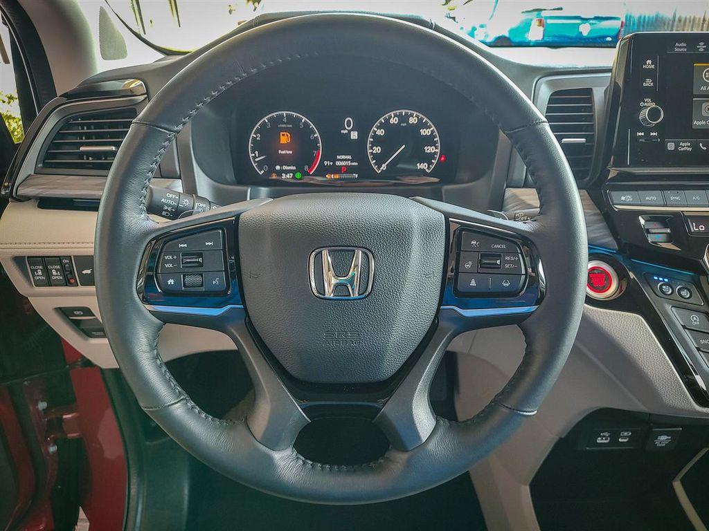 used 2025 Honda Odyssey car, priced at $49,000
