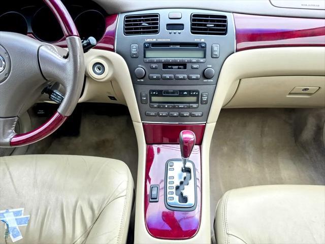 used 2004 Lexus ES 330 car, priced at $6,700