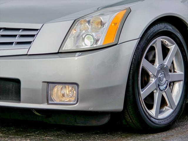 used 2006 Cadillac XLR car, priced at $17,100