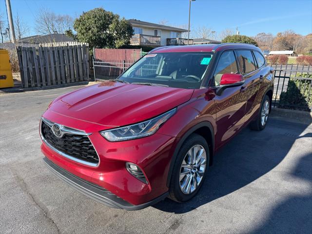 used 2020 Toyota Highlander car