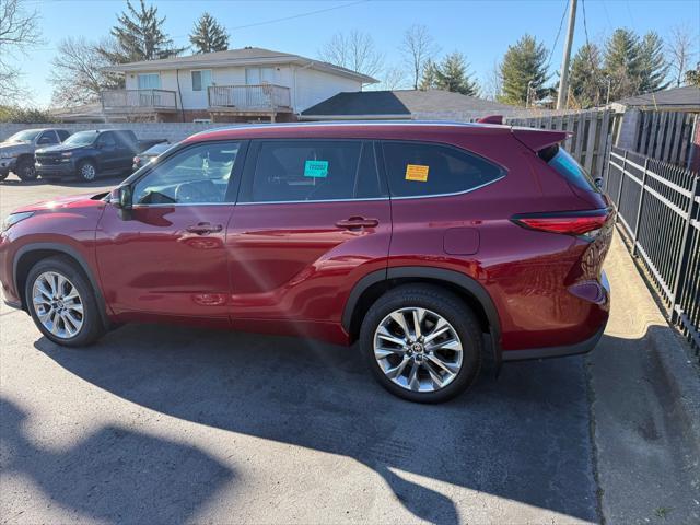 used 2020 Toyota Highlander car