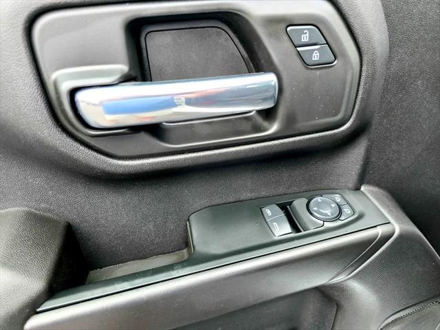 used 2024 Chevrolet Silverado 1500 car, priced at $33,100