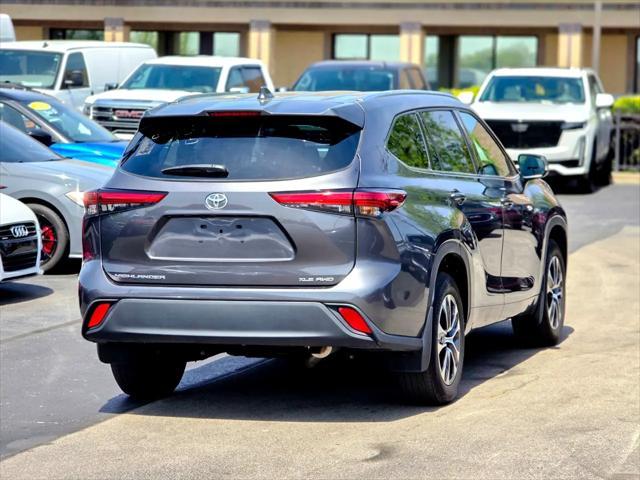 used 2021 Toyota Highlander car, priced at $38,200