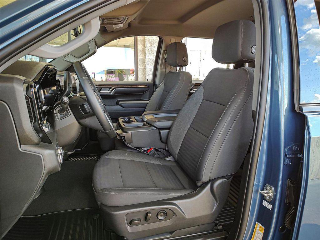 used 2024 GMC Sierra 1500 car, priced at $50,800