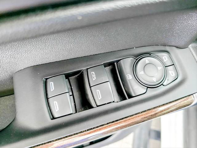 used 2022 Chevrolet Silverado 1500 car, priced at $37,200