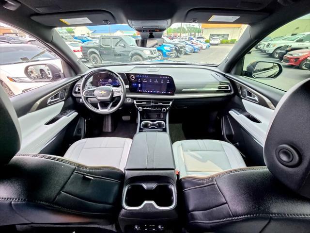 used 2025 Chevrolet Traverse car