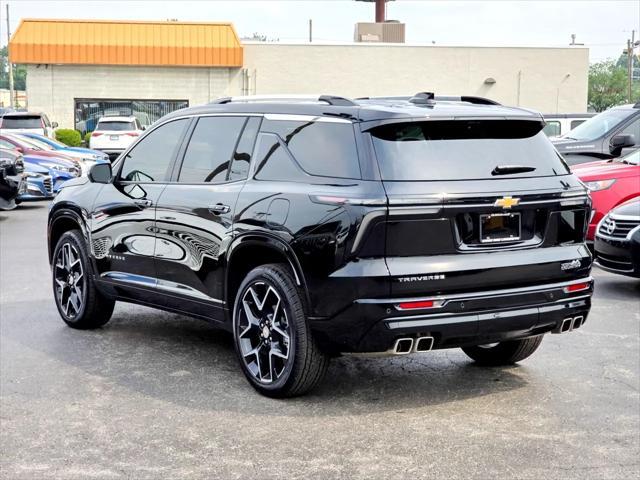 used 2025 Chevrolet Traverse car