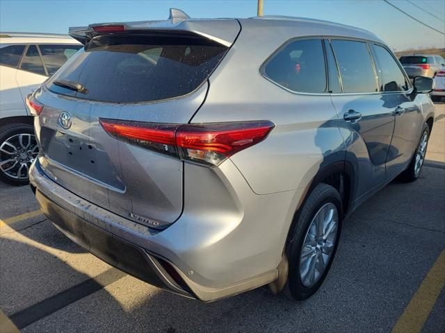 used 2020 Toyota Highlander car, priced at $36,300