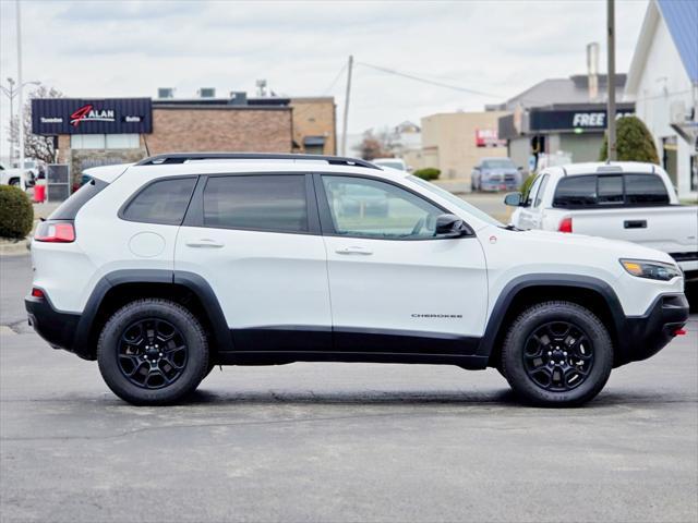 used 2022 Jeep Cherokee car, priced at $25,800