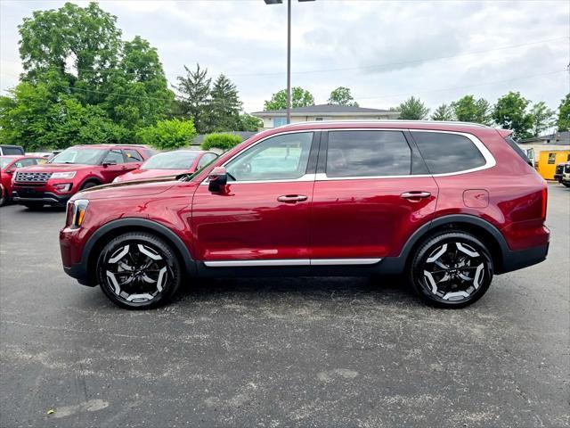 used 2024 Kia Telluride car