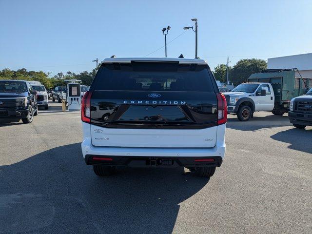 new 2025 Ford Expedition Max car, priced at $71,655