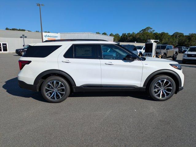 new 2025 Ford Explorer car, priced at $49,325