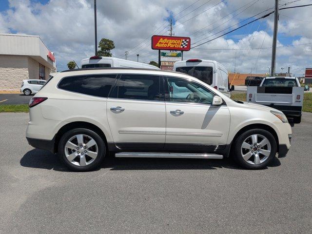 used 2014 Chevrolet Traverse car, priced at $10,300