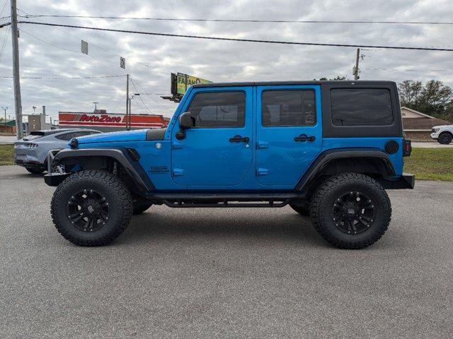 used 2015 Jeep Wrangler Unlimited car, priced at $17,900