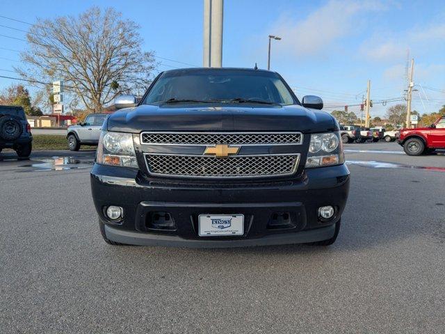 used 2012 Chevrolet Suburban car, priced at $12,000