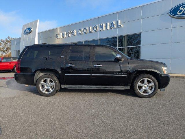 used 2012 Chevrolet Suburban car, priced at $12,000