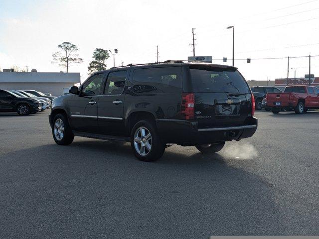 used 2012 Chevrolet Suburban car, priced at $12,000