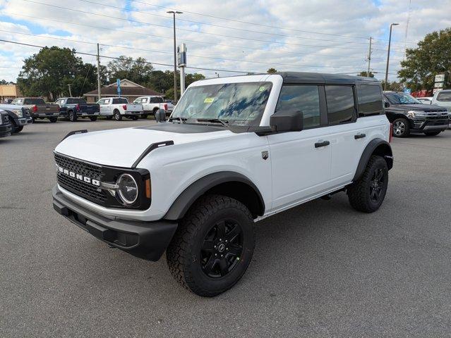 new 2025 Ford Bronco car, priced at $49,665