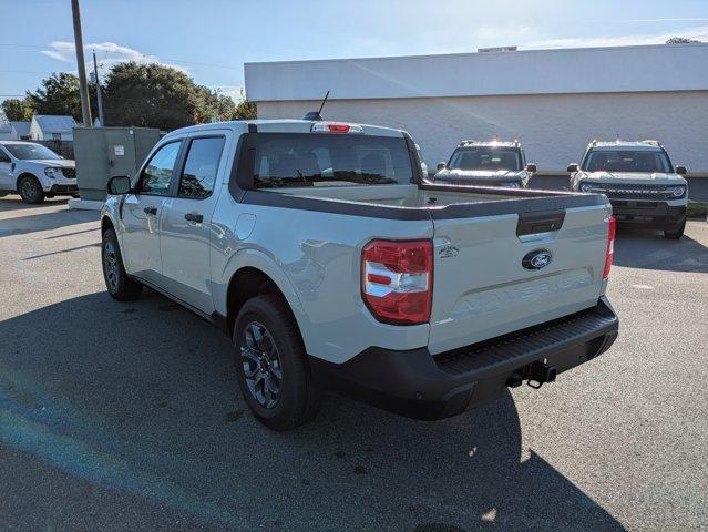 new 2025 Ford Maverick car, priced at $35,025