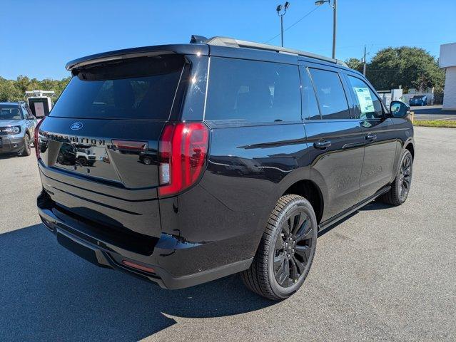 new 2025 Ford Expedition car, priced at $81,015