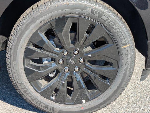 new 2025 Ford Expedition car, priced at $81,015