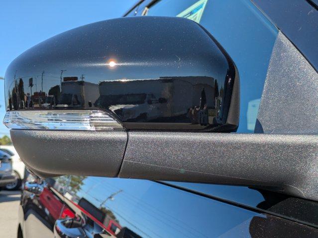 new 2025 Ford Expedition car, priced at $81,015