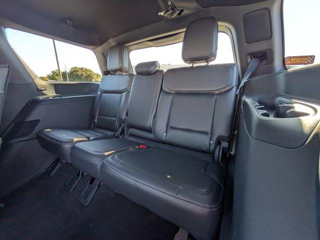 new 2025 Ford Expedition car, priced at $81,015