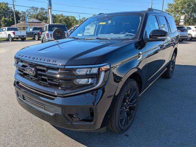 new 2025 Ford Expedition car, priced at $81,015