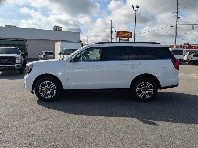 new 2025 Ford Expedition car, priced at $69,205