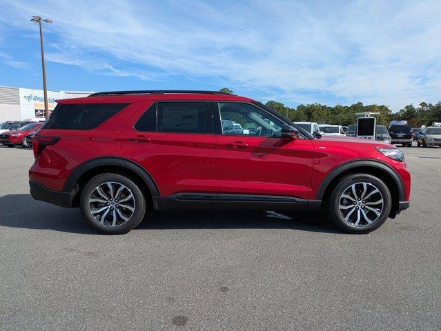 new 2025 Ford Explorer car, priced at $47,665