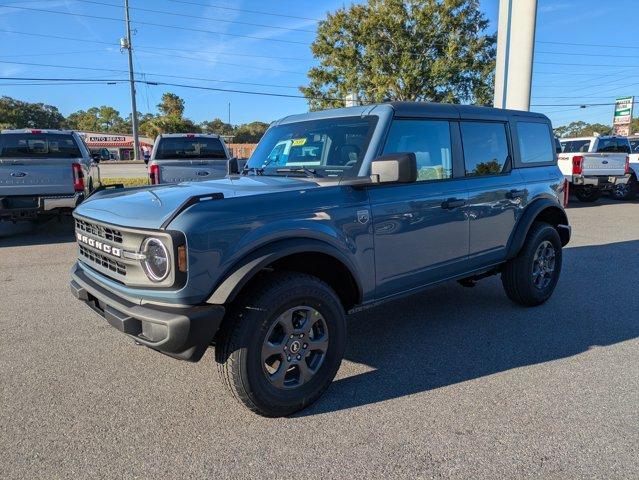 new 2025 Ford Bronco car, priced at $50,260
