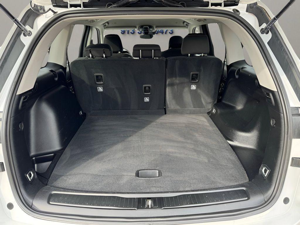 used 2023 Jeep Grand Cherokee car, priced at $23,777