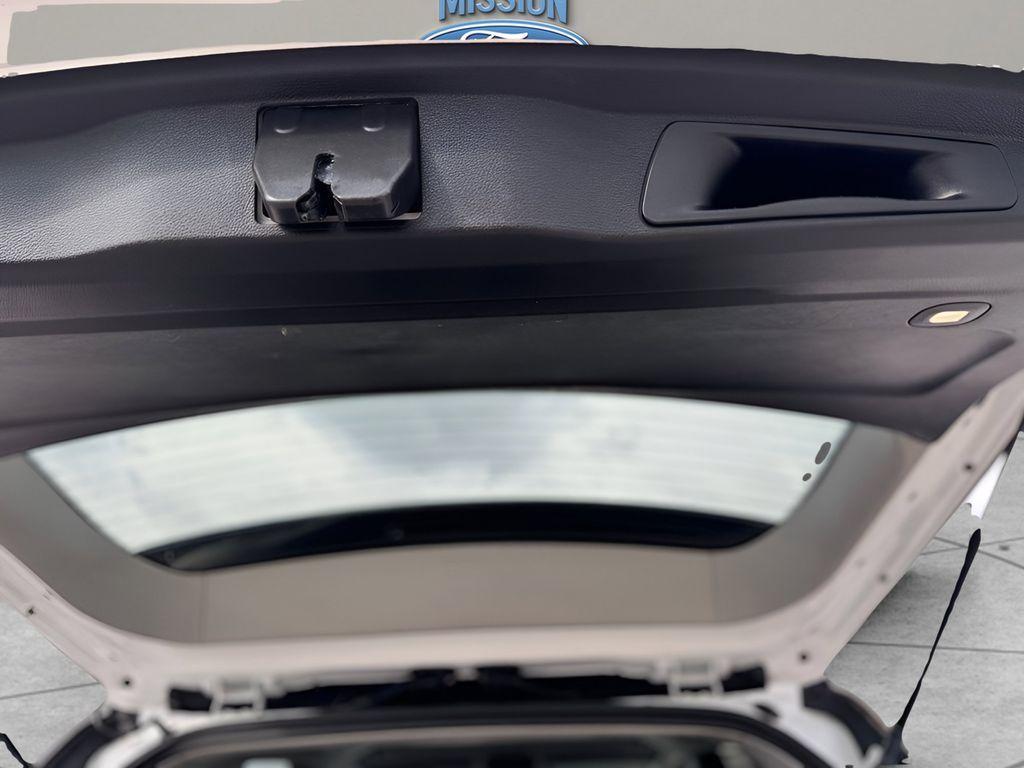 used 2023 Jeep Grand Cherokee car, priced at $23,777