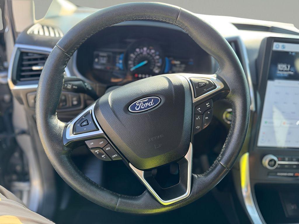used 2022 Ford Edge car, priced at $21,662
