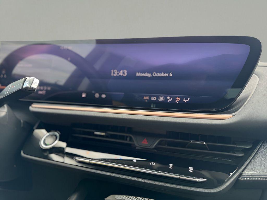 used 2024 Buick Envision car, priced at $31,945