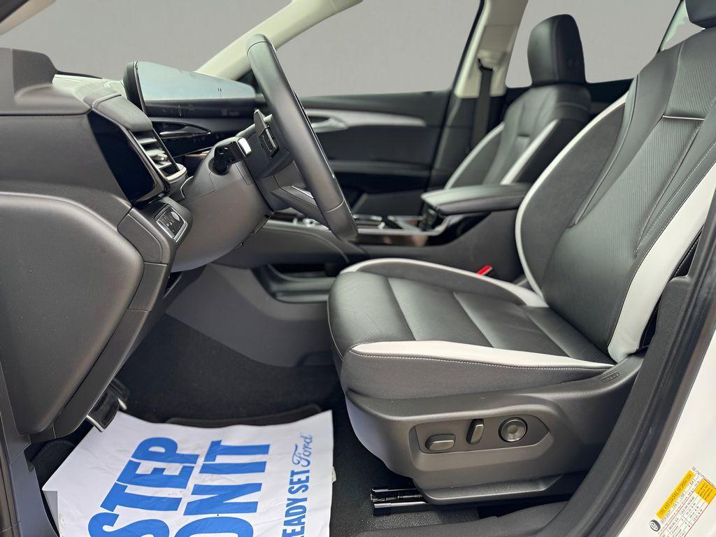 used 2024 Buick Envision car, priced at $31,945