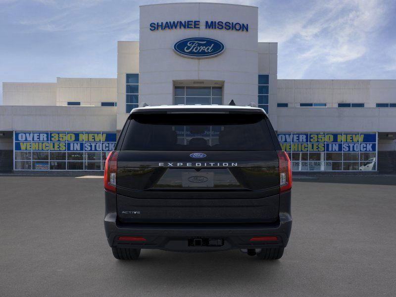 new 2025 Ford Expedition car, priced at $67,365
