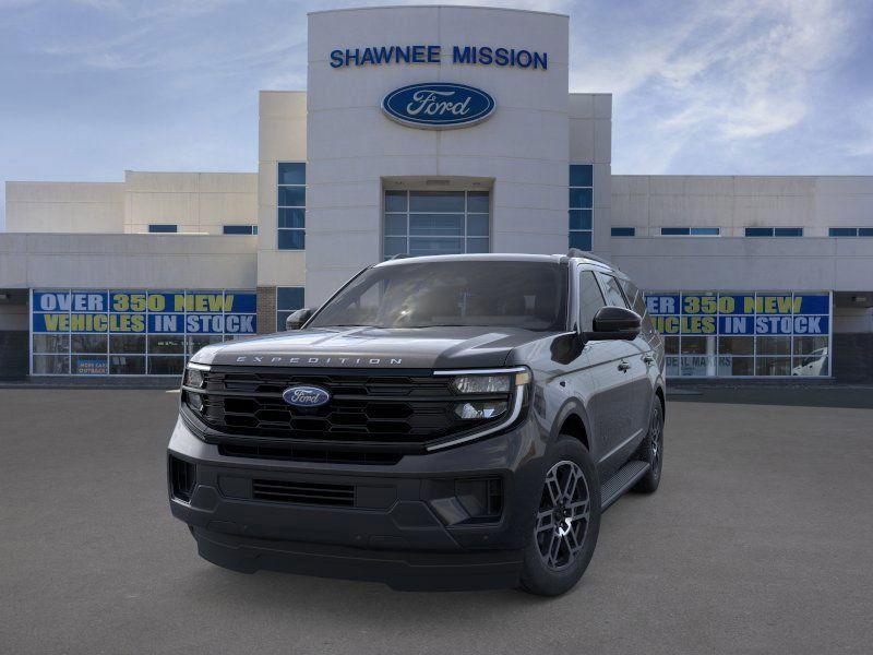 new 2025 Ford Expedition car, priced at $67,365