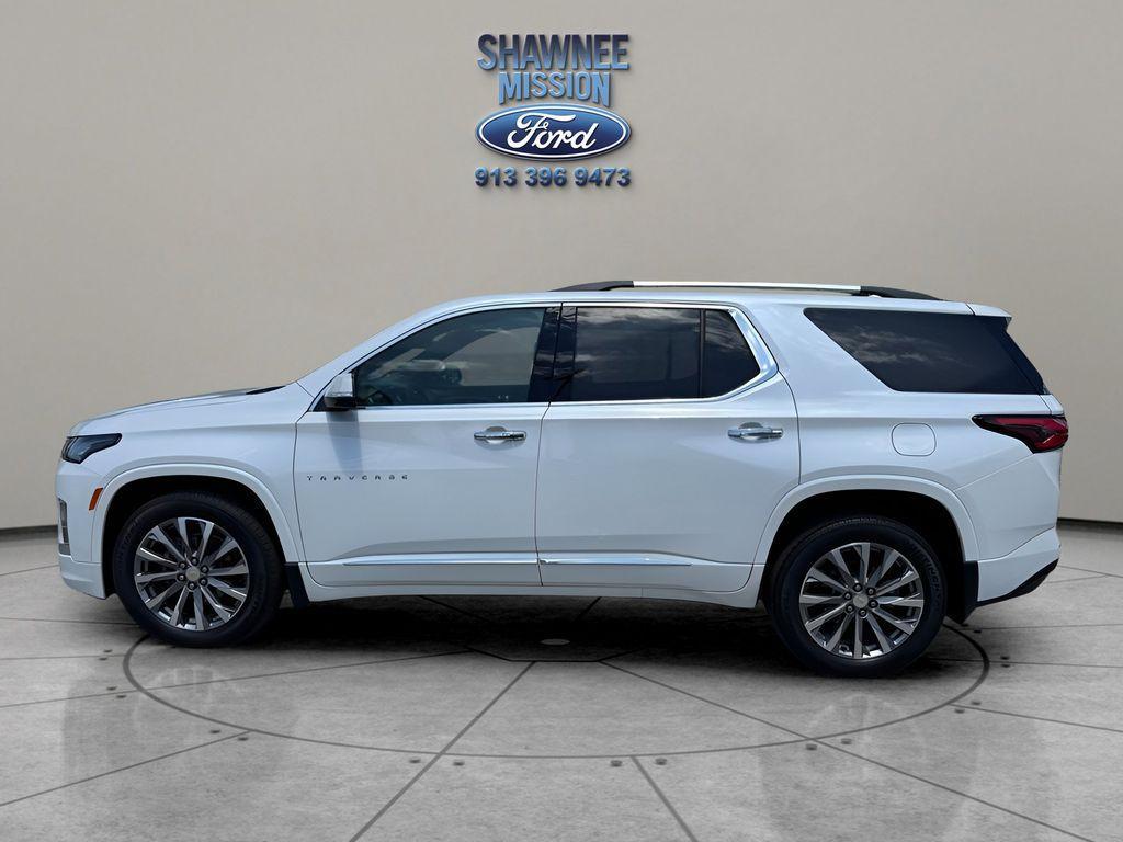 used 2023 Chevrolet Traverse car, priced at $33,985